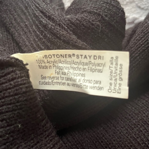 Chic Black Hooded Scarf - Picture 3 of 3